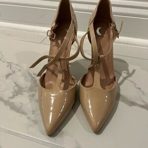 Elegant Tan Women's Heels